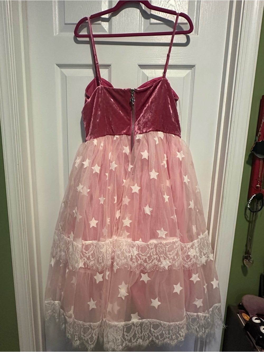 NWT Barbie x Unique Vintage Size XL/14 Light Up Dream Glow Swing Dress - Picture 3 of 5